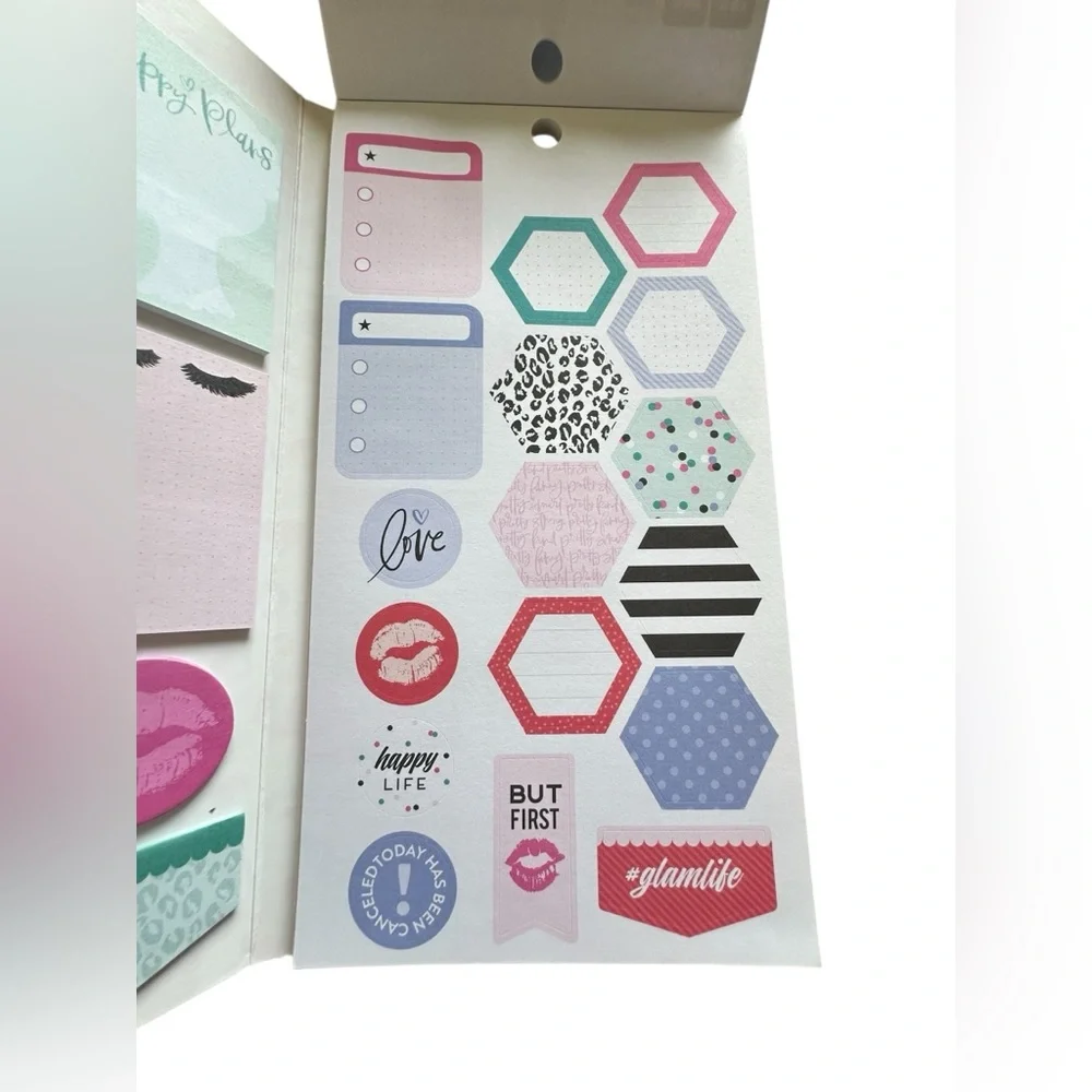 The Happy Planner Glam Girl Accessory Book Folio